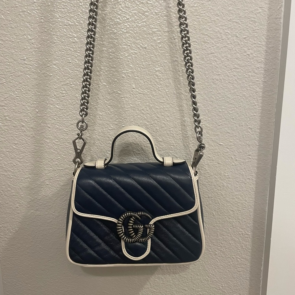 Gucci Gg marmont mini top handle hand shoulder bag.